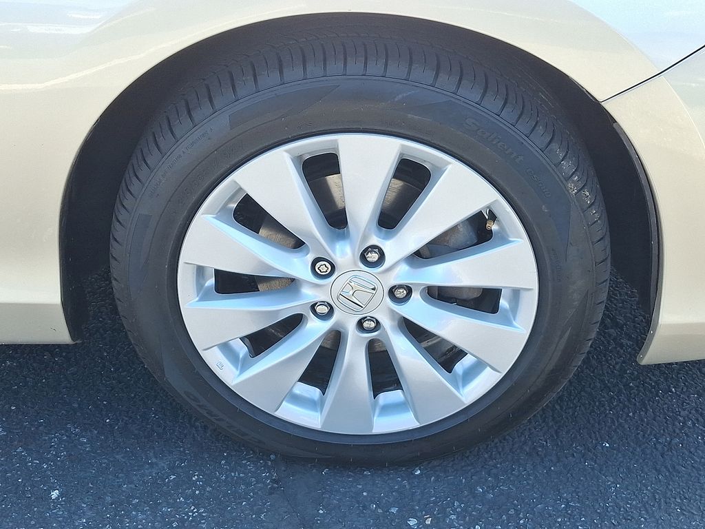 2014 Honda Accord EX-L V-6 - Photo 9
