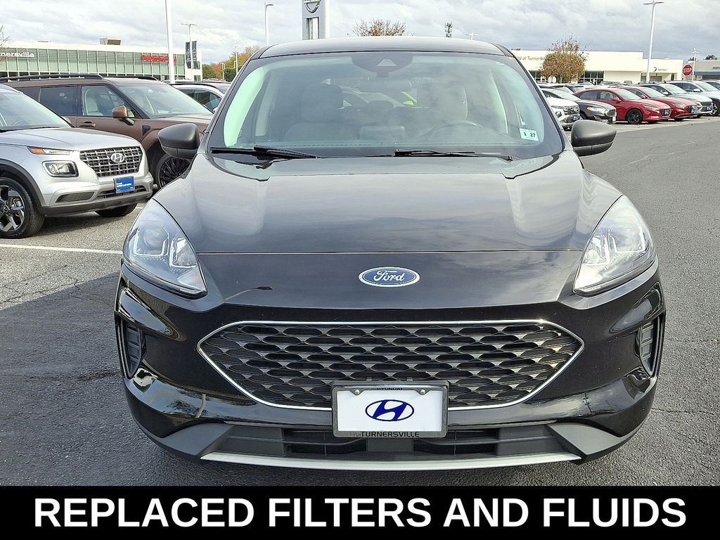 2022 Ford Escape SE photo 2