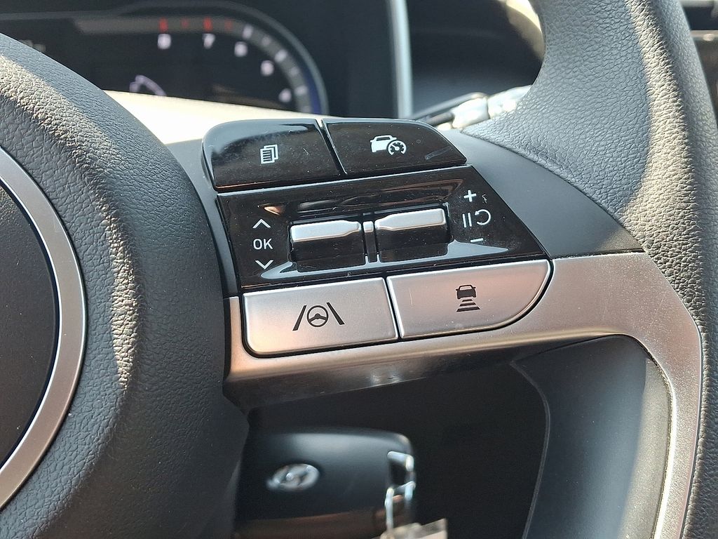 2023 Hyundai Tucson SE - Photo 21