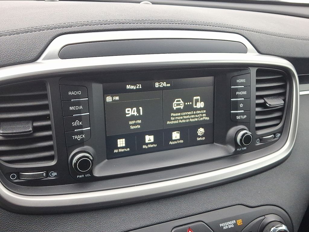 2020 Kia Sorento L - Photo 18