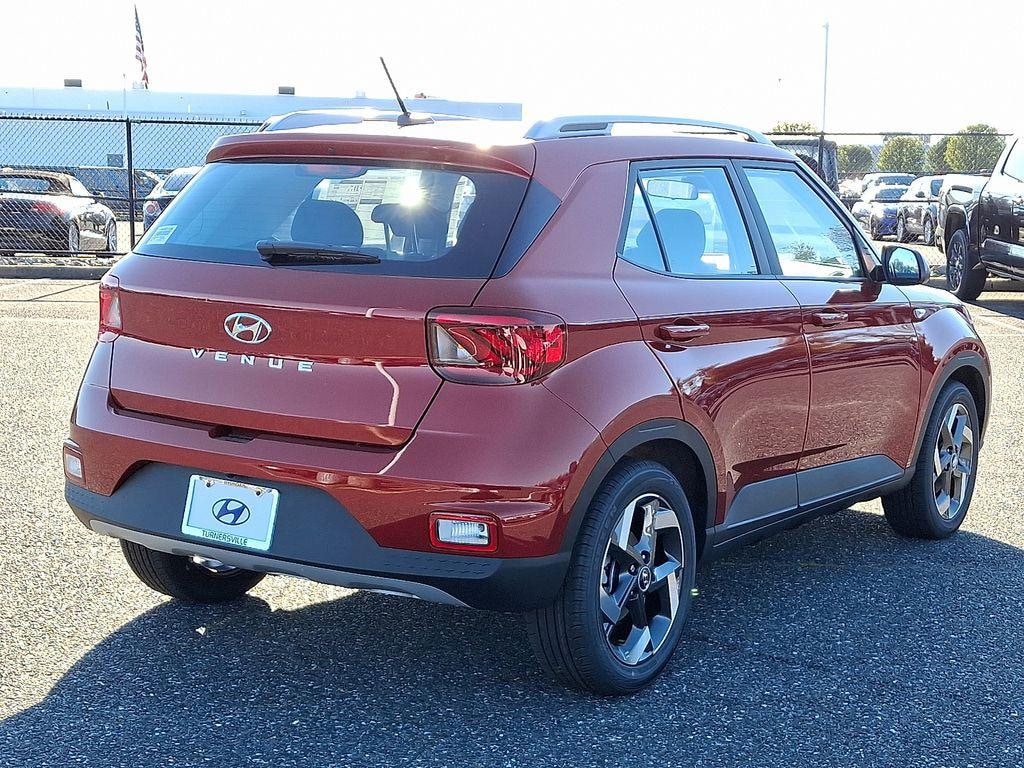 New 2026 Hyundai Venue SEL SUV