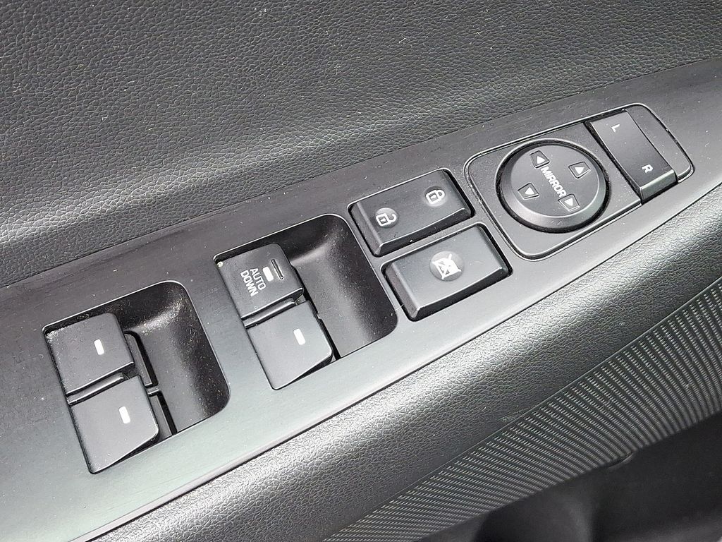 2019 Hyundai Tucson SE - Photo 26