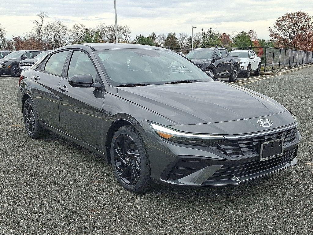New 2026 Hyundai Elantra SEL Sport Sedan