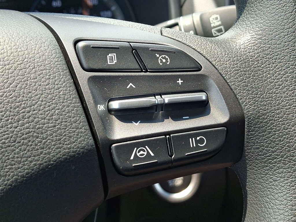 2023 Hyundai Kona SEL - Photo 23
