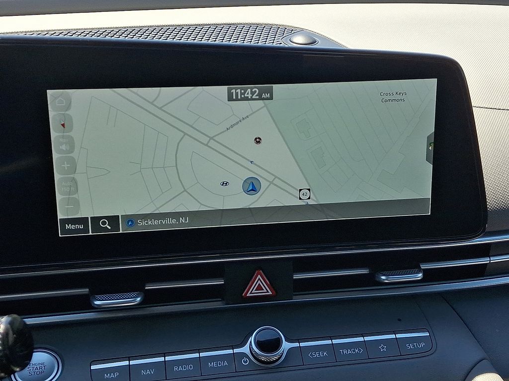 2025 Hyundai Elantra SEL - Photo 19