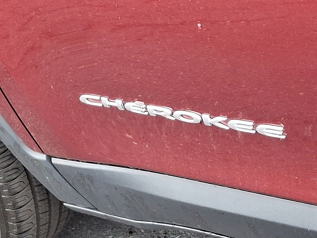 2021 Jeep Cherokee Latitude Lux - Photo 32