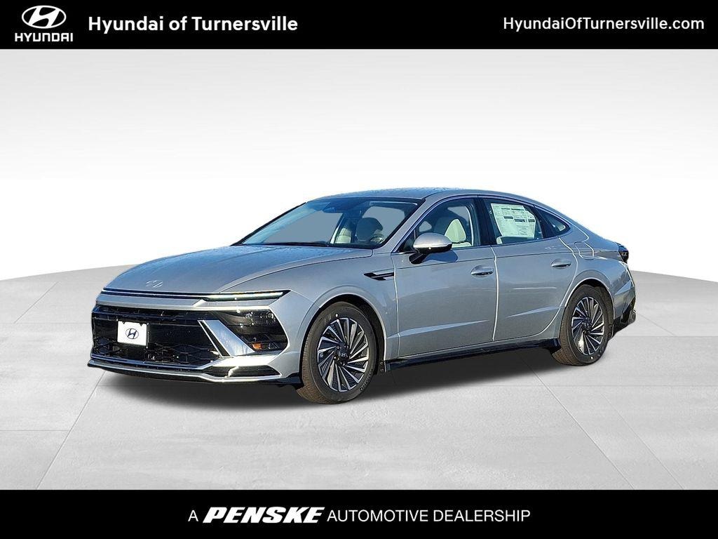 New 2025 Hyundai Sonata Hybrid SEL Sedan