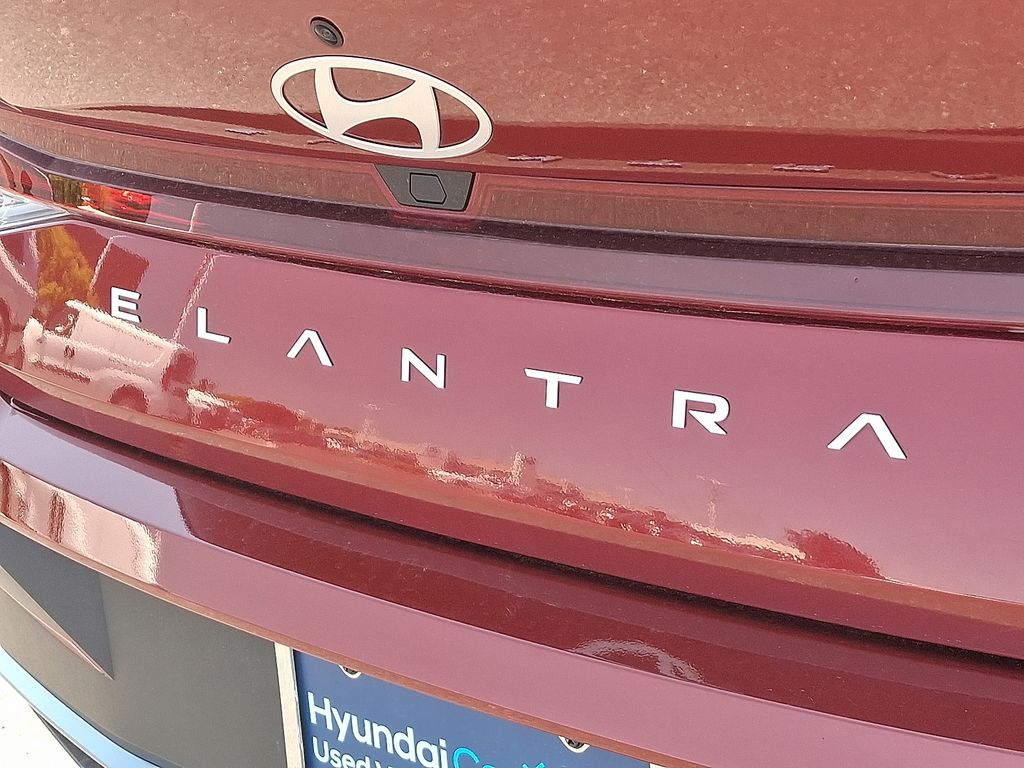 2025 Hyundai Elantra SEL - Photo 31