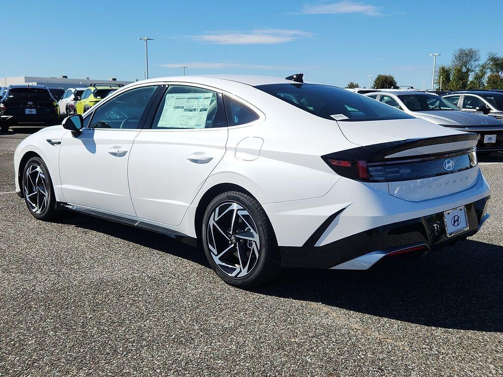 New 2026 Hyundai Sonata SEL Sport Sedan
