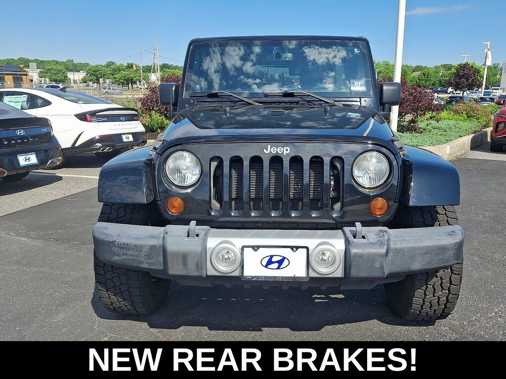 Used 2013 Jeep Wrangler Unlimited Sahara SUV