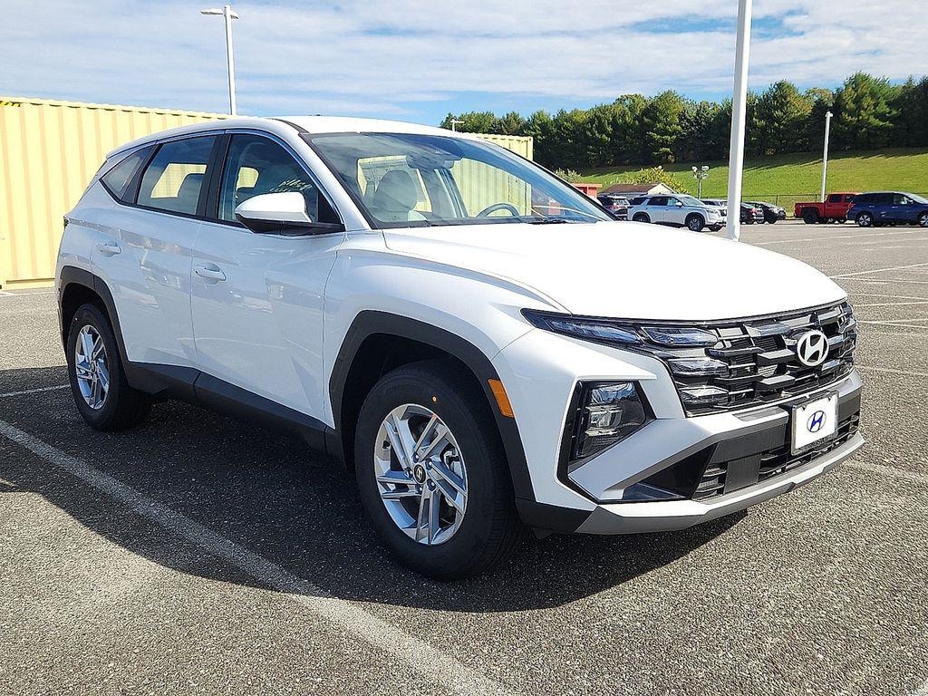 New 2026 Hyundai Tucson SE AWD SUV