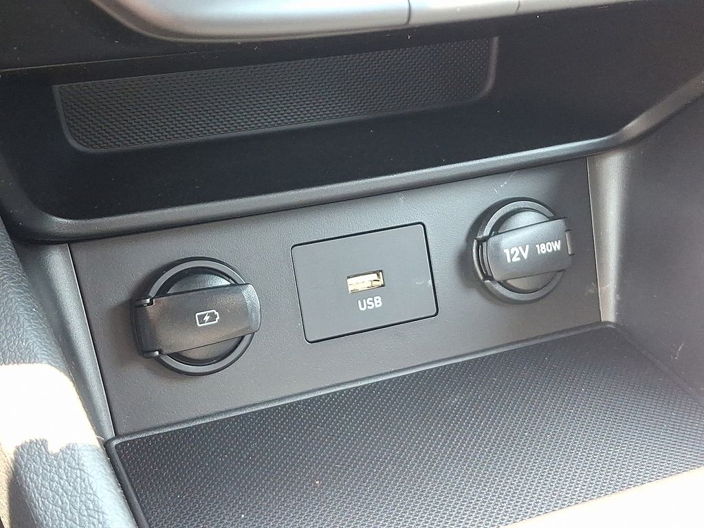 2023 Hyundai Kona SEL - Photo 26