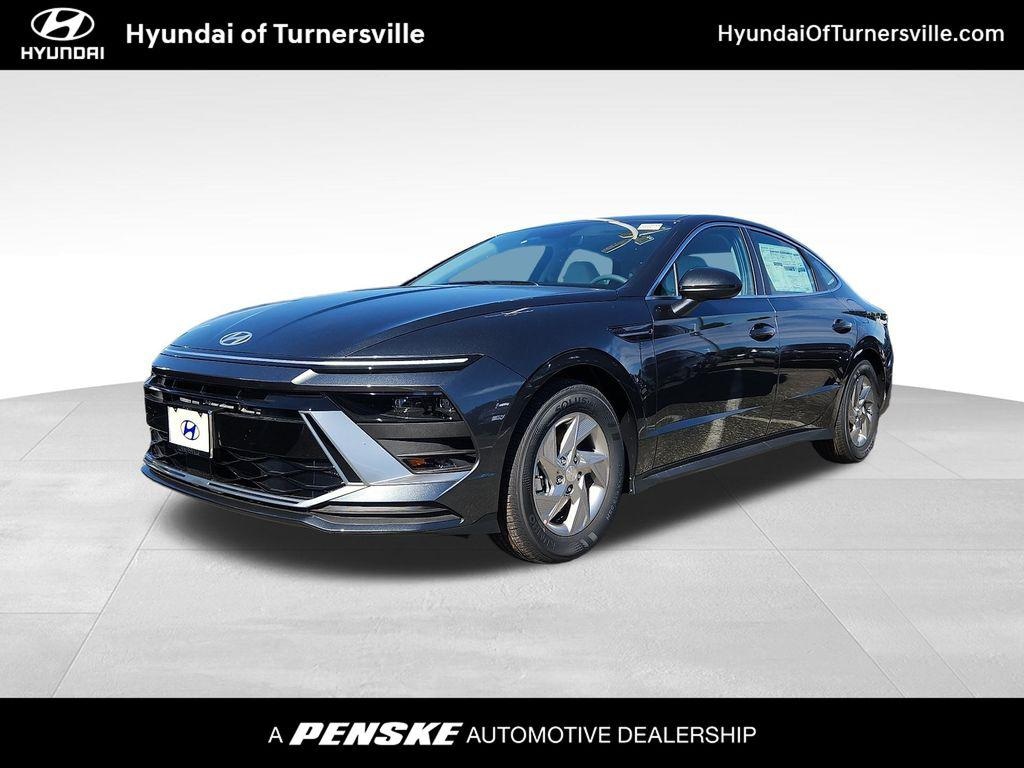 New 2026 Hyundai Sonata SE Sedan