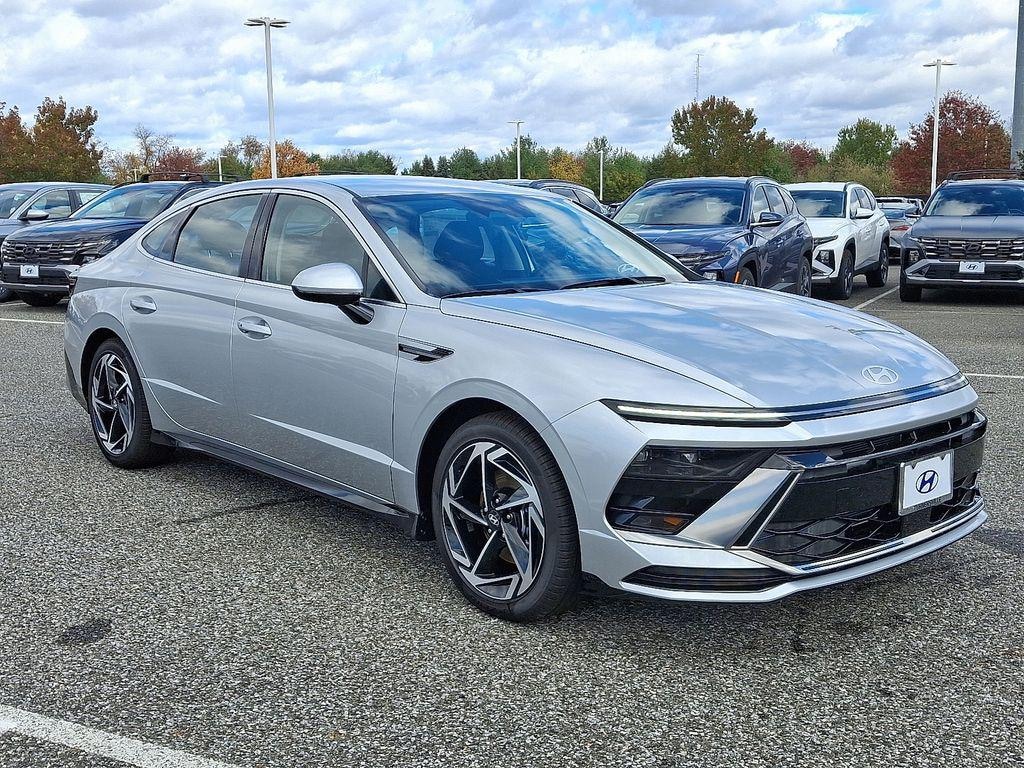 New 2026 Hyundai Sonata SEL Sport Sedan