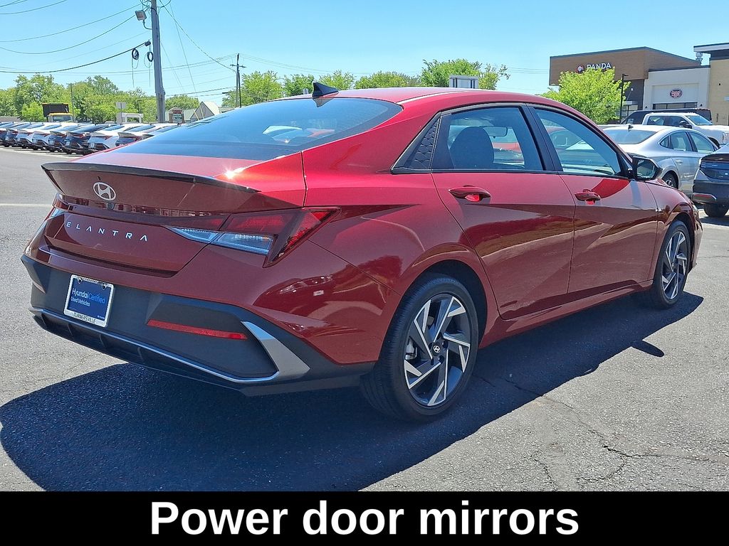 2025 Hyundai Elantra SEL - Photo 7