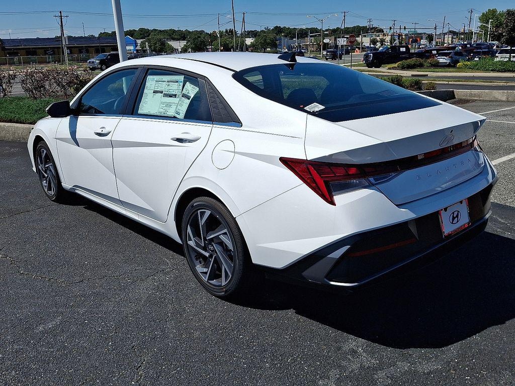 New 2026 Hyundai Elantra Limited Sedan