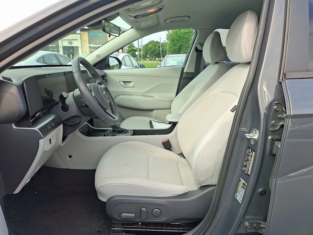 2024 Hyundai Kona SEL - Photo 15