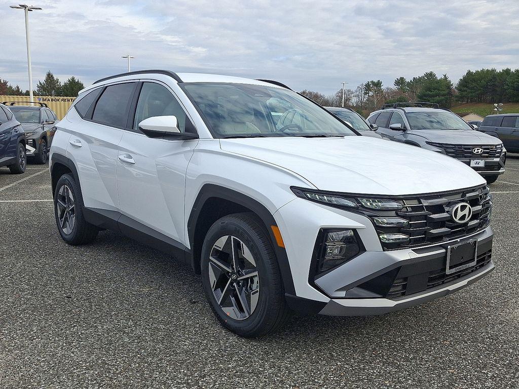2026 Hyundai Tucson SEL photo 2