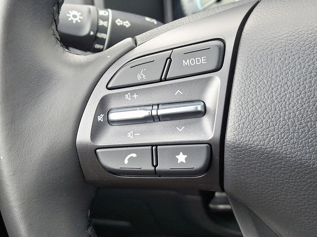 2023 Hyundai Kona Limited - Photo 23