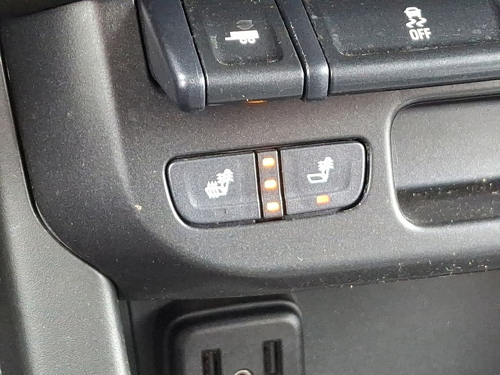 2022 GMC Canyon AT4 - Photo 25