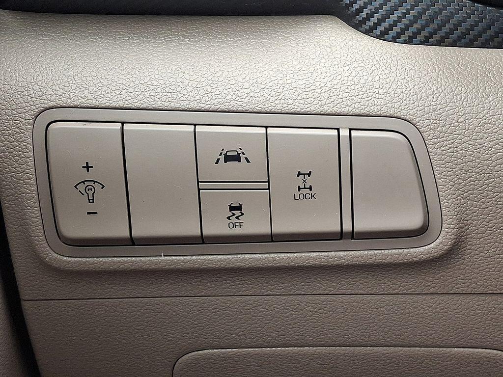 2020 Hyundai Tucson SE - Photo 23