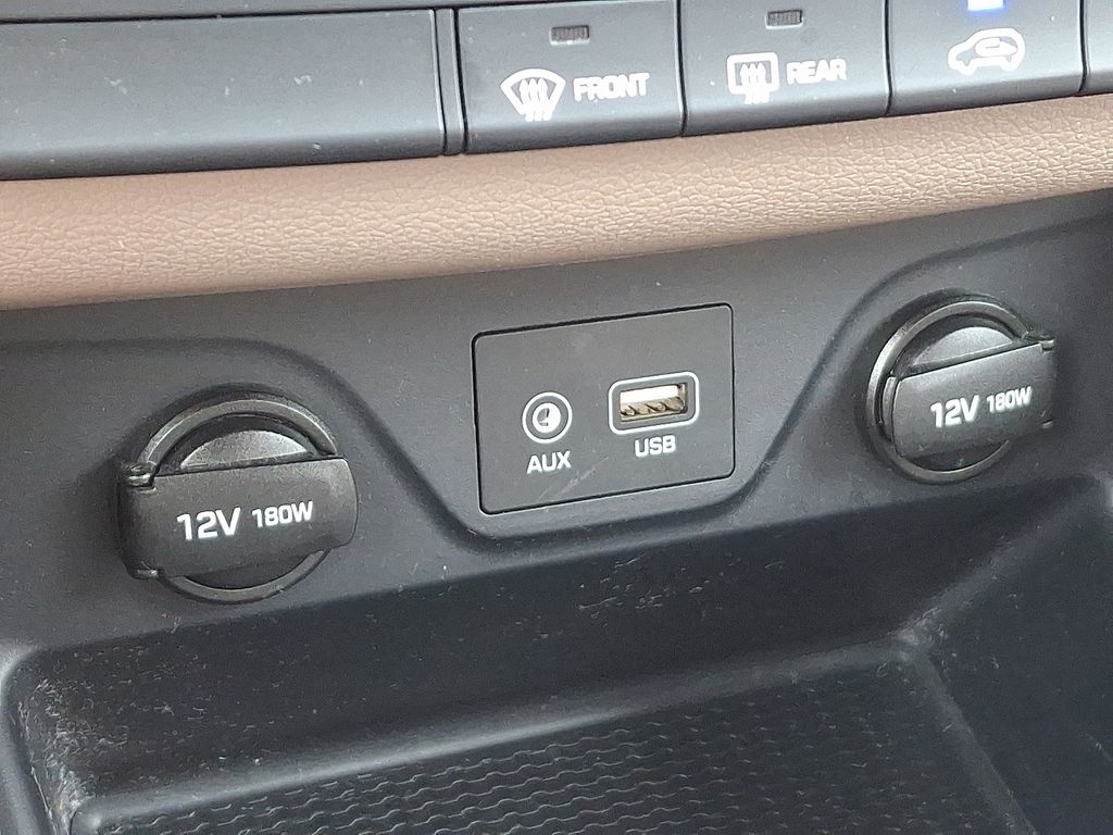 2020 Hyundai Tucson SE - Photo 24