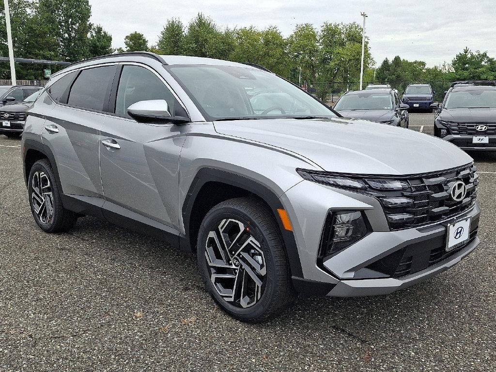 New 2026 Hyundai Tucson SEL Plus AWD SUV