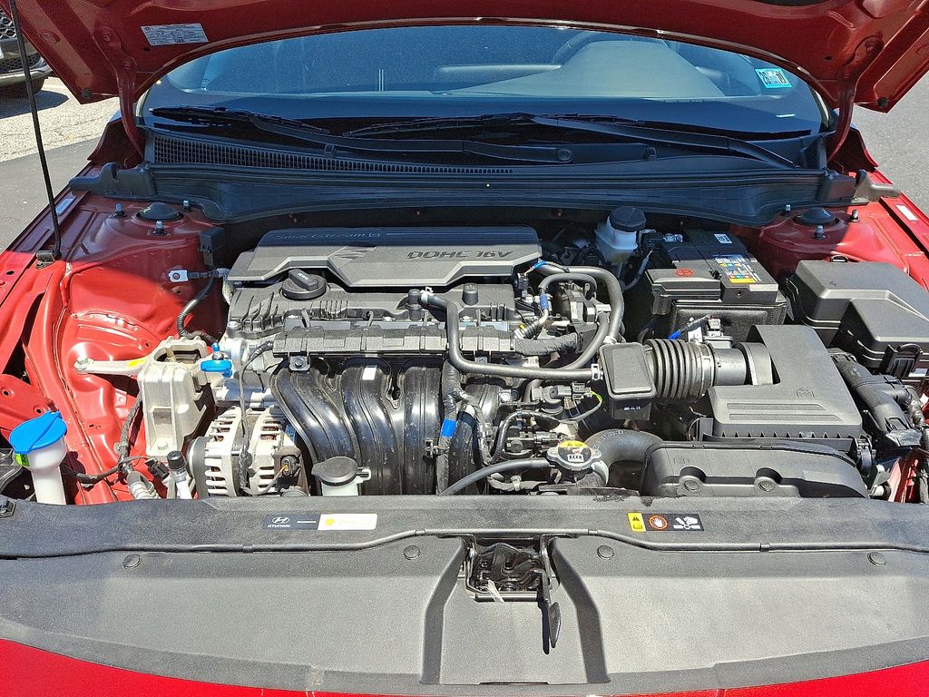 2025 Hyundai Elantra SEL - Photo 29