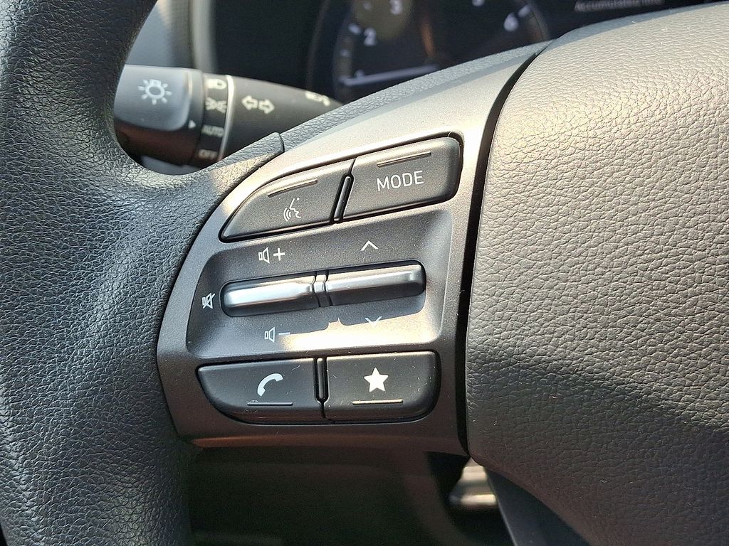 2023 Hyundai Kona SEL - Photo 22