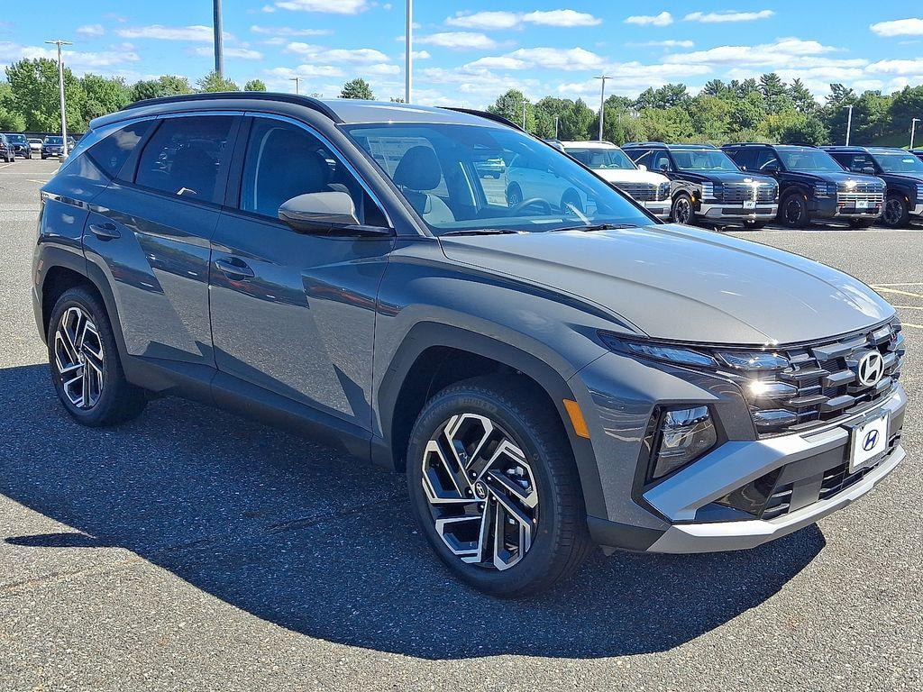 New 2026 Hyundai Tucson SEL Plus AWD SUV