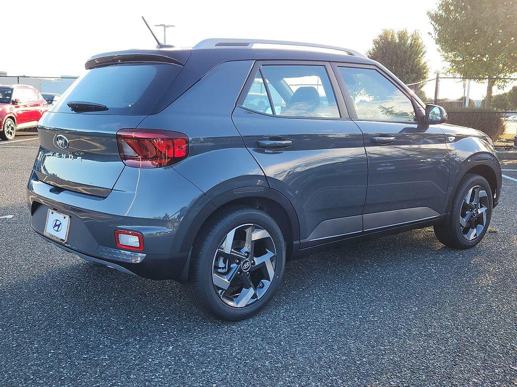 New 2026 Hyundai Venue SEL SUV