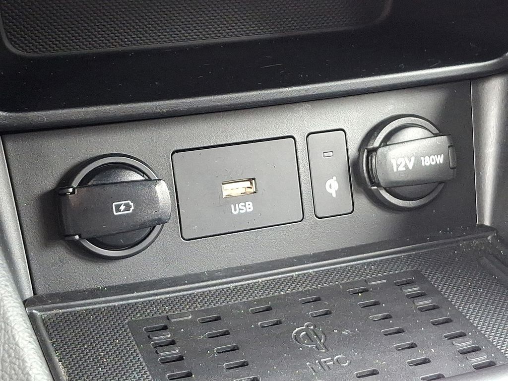 2023 Hyundai Kona Limited - Photo 27