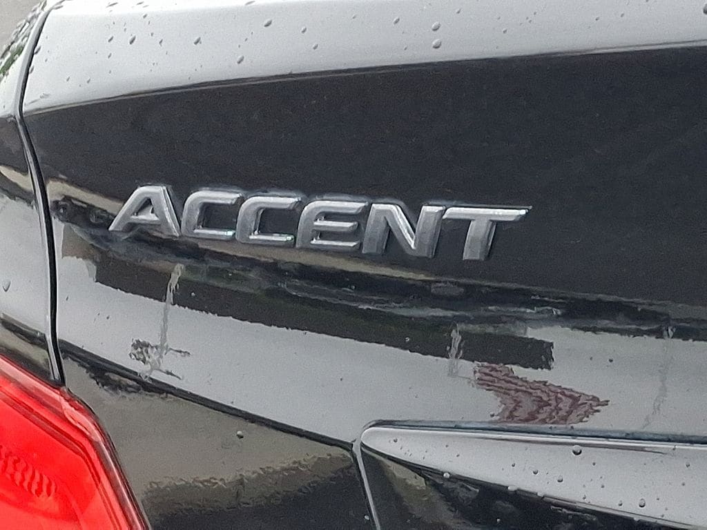 2016 Hyundai Accent SE - Photo 31