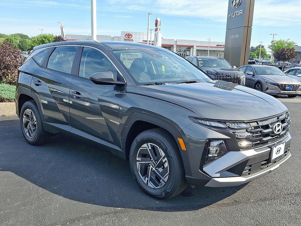 New 2026 Hyundai Tucson Hybrid Blue SUV
