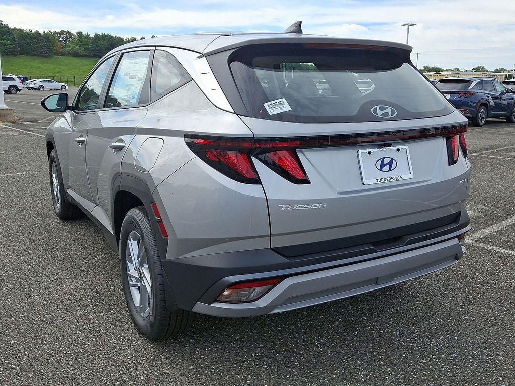 New 2025 Hyundai Tucson SE AWD SUV
