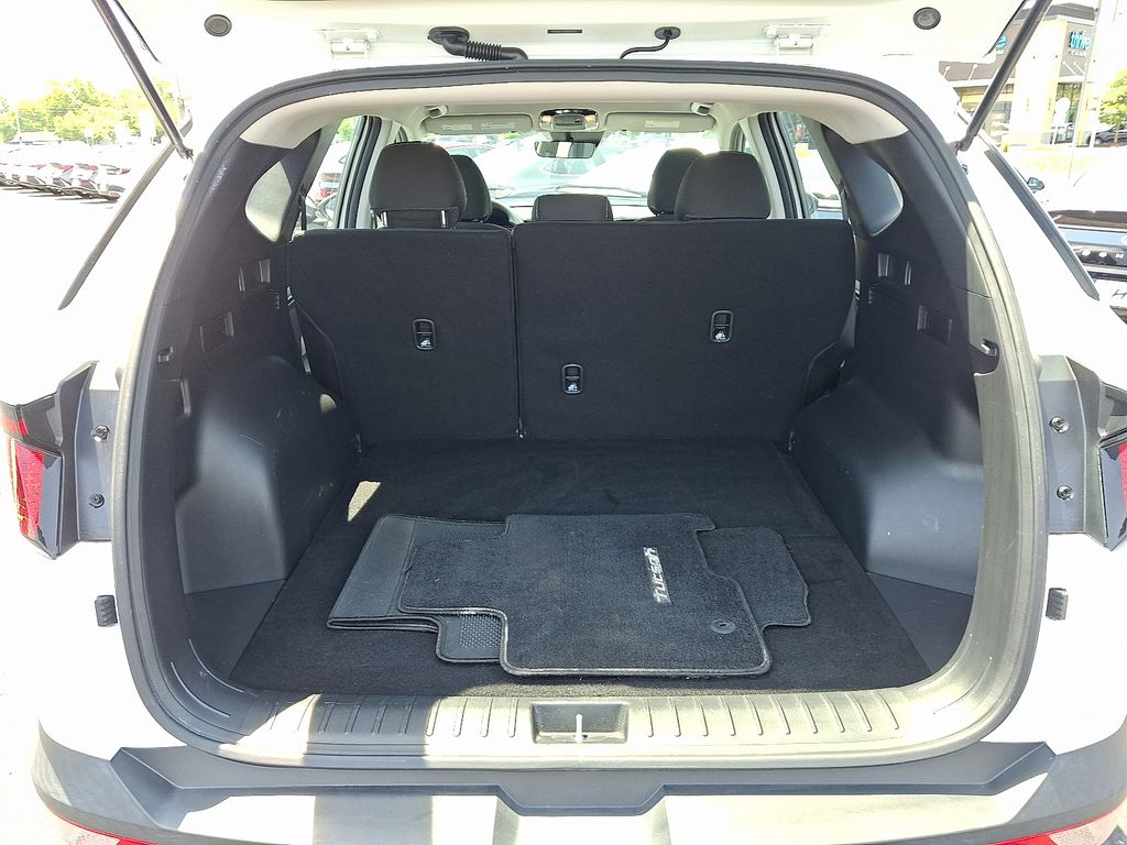 2024 Hyundai Tucson SE - Photo 30