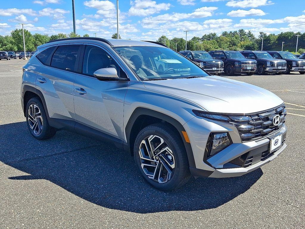 New 2026 Hyundai Tucson SEL Plus AWD SUV