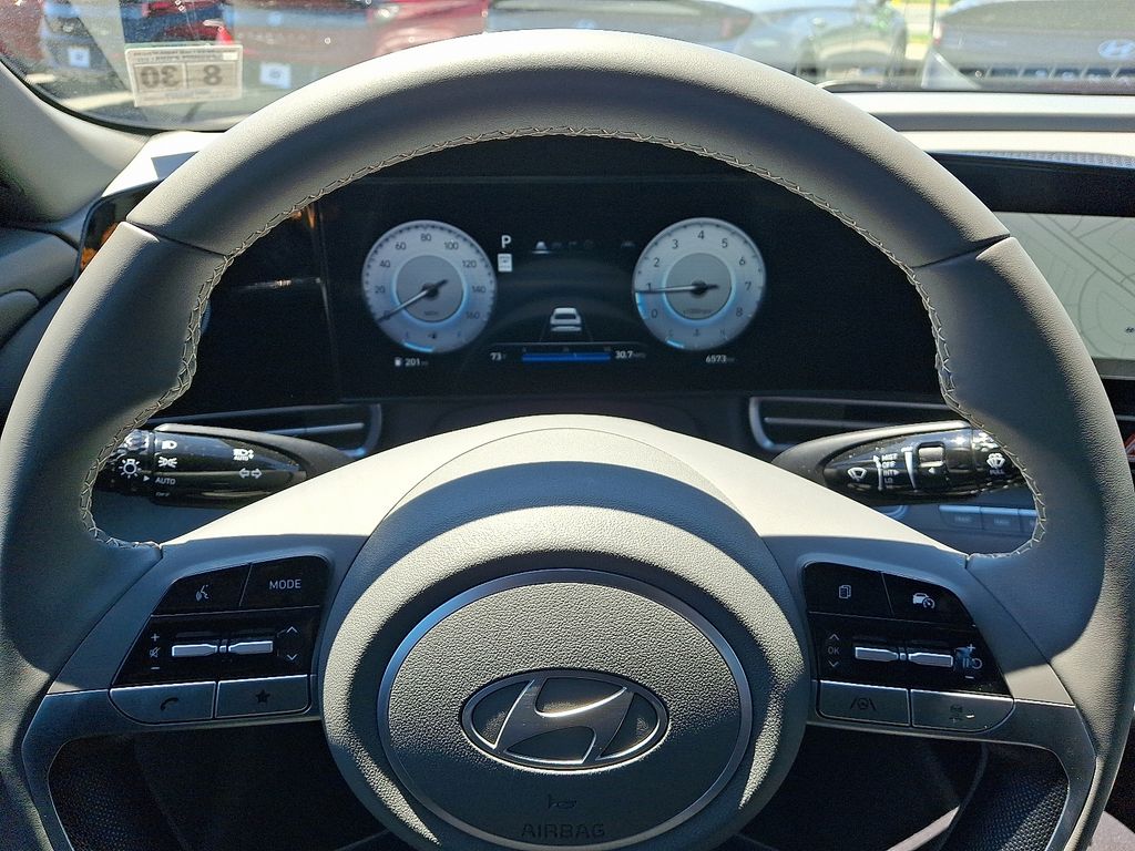 2025 Hyundai Elantra SEL - Photo 21