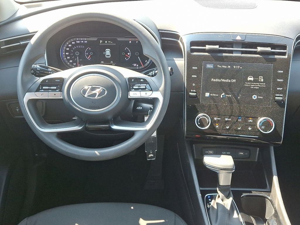 2023 Hyundai Tucson SE - Photo 11