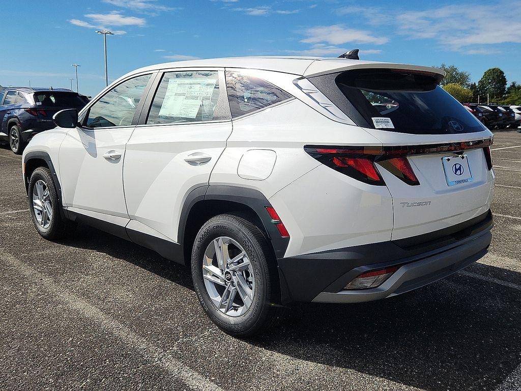 New 2026 Hyundai Tucson SE AWD SUV