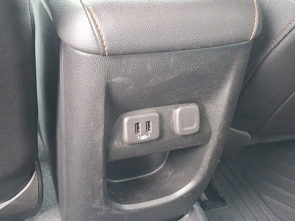 2022 GMC Canyon AT4 - Photo 12