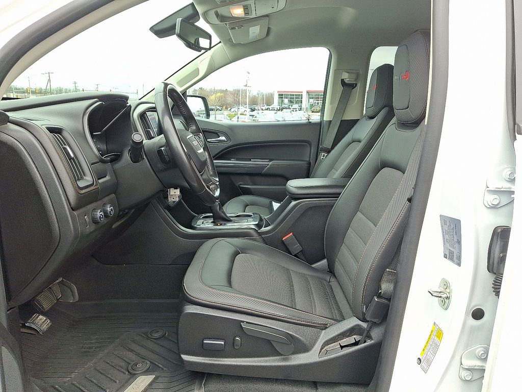 2022 GMC Canyon AT4 - Photo 15