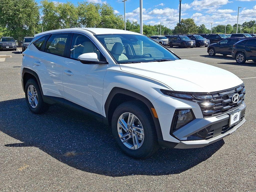 New 2026 Hyundai Tucson SE AWD SUV