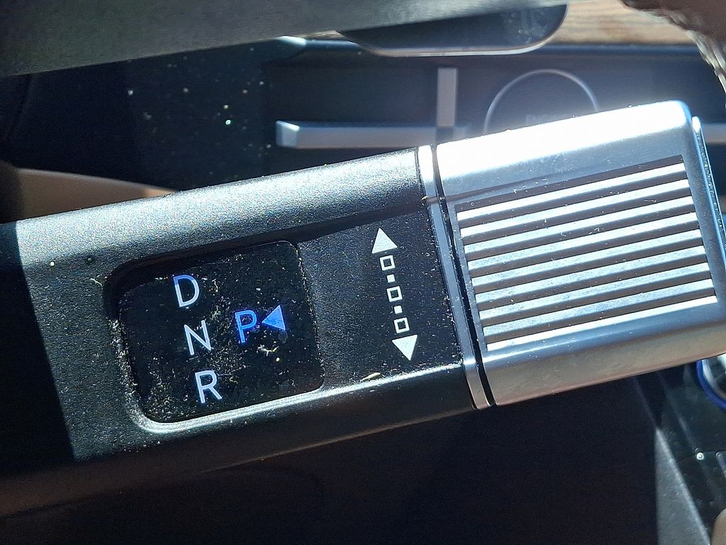 2024 Hyundai Santa Fe Limited HEV - Photo 18