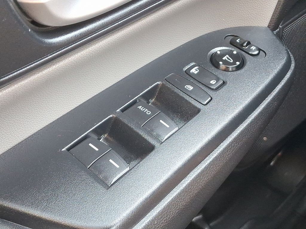 2020 Honda CR-V LX - Photo 26