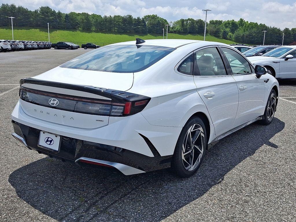 New 2026 Hyundai Sonata SEL Sport Sedan
