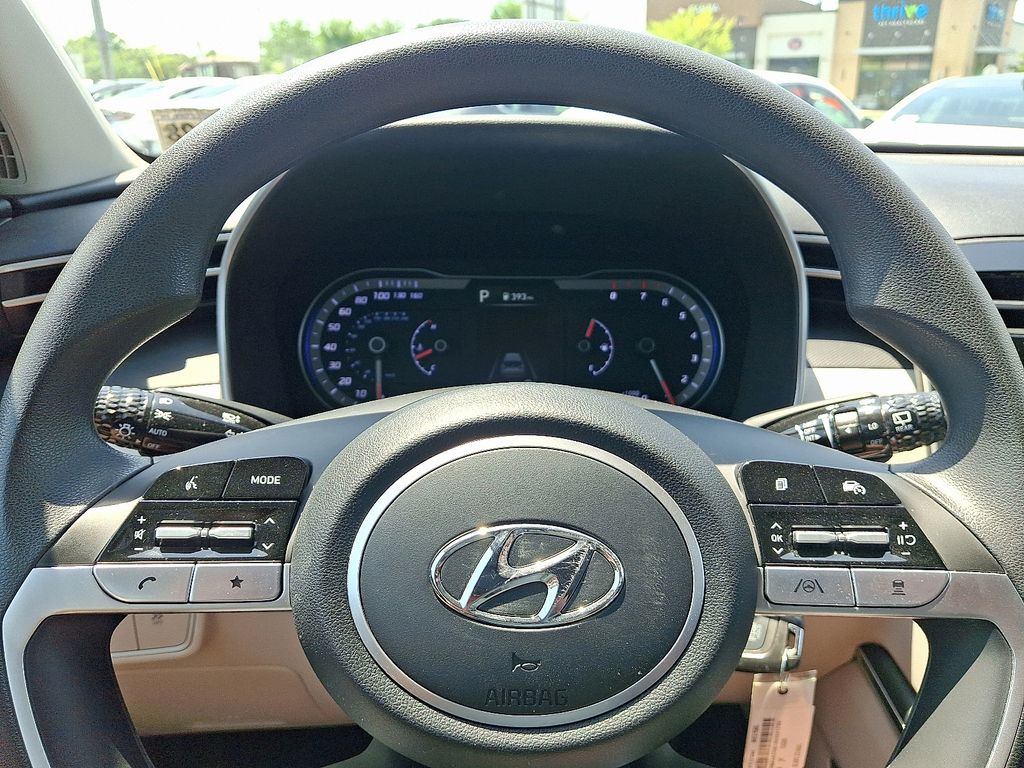 2024 Hyundai Tucson SE - Photo 19
