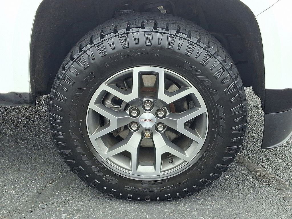 2022 GMC Canyon AT4 - Photo 9