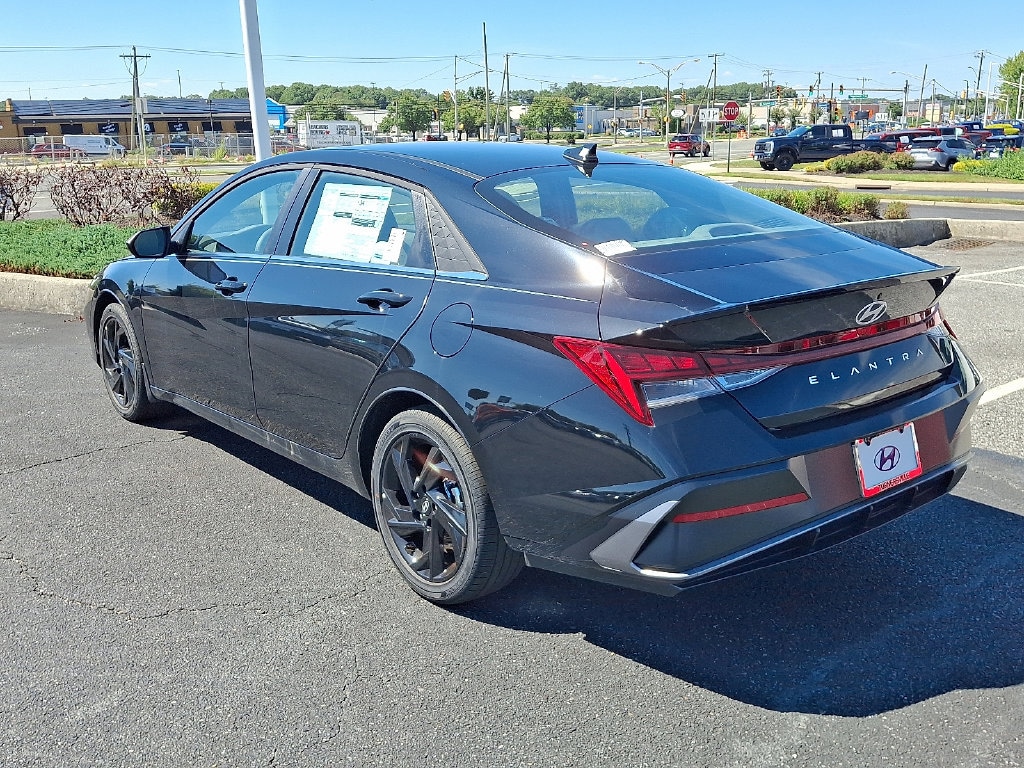 Used 2026 Hyundai Elantra SEL Sport Premium Sedan