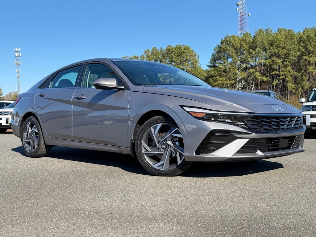 New 2026 Hyundai Elantra Limited Sedan